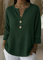 Lucía | Camiseta Henley Gofrada con Botones 5