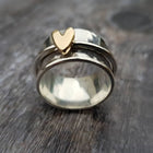 Isabel - Anillo de Plata con Corazón Dorado 1