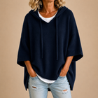Poncho de Punto con Capucha en Azul Marino 1