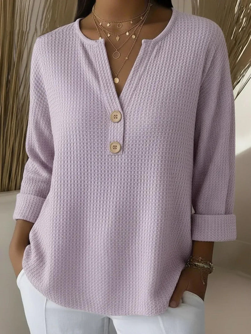 Lucía | Camiseta Henley Gofrada con Botones