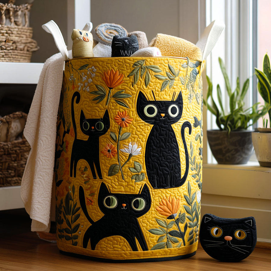 Cesto acolchado con gatos negros