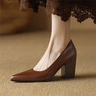 Emilia | Zapatos de Salón Clásicos con Tacón Ancho 1