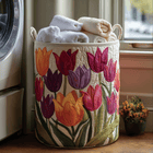 Cesto acolchado con tulipanes en flor 1