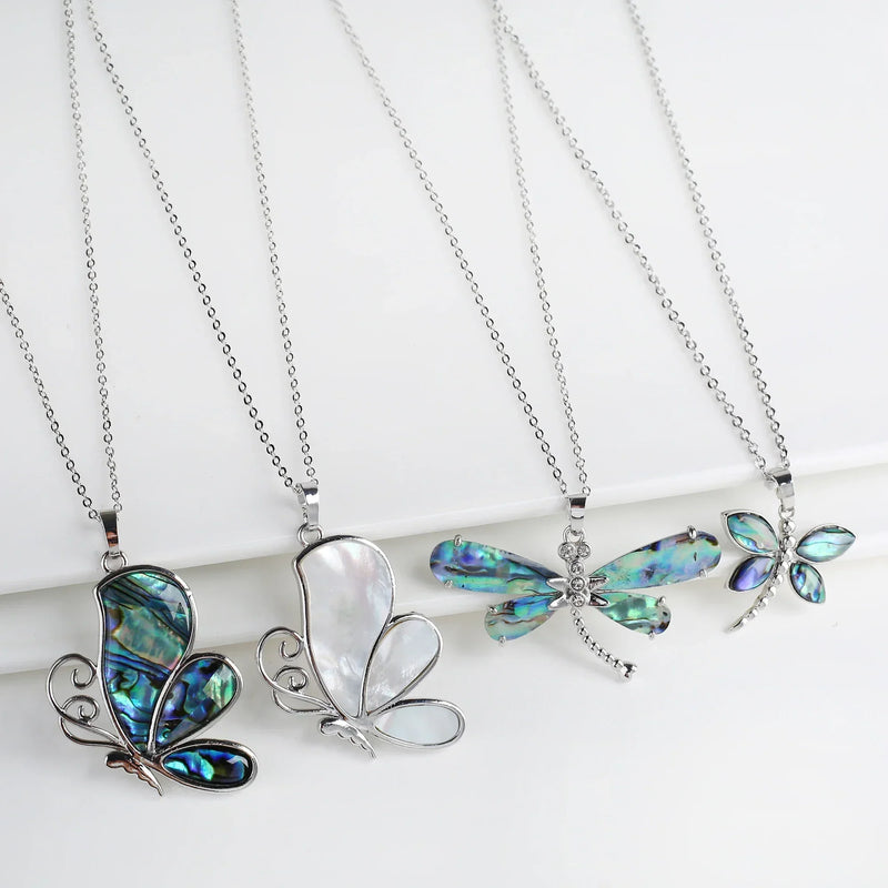 Collar Colgante Mariposa en coquillage naturel