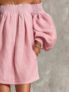 Gisela Vestido Mini Rosa en Línea A con Mangas Farol y Hombros al Descubierto 4