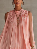 Magdalena Vestido Mini de Chiffon Rosa a Rayas con Escote Halter 3