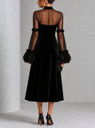 Stefania | Vestido Midi Plisado de Terciopelo Negro y Malla Transparente 2