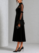 Stefania | Vestido Midi Plisado de Terciopelo Negro y Malla Transparente 3