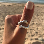 Ángeles - Anillo Abrazo Plateado Ajustable 1