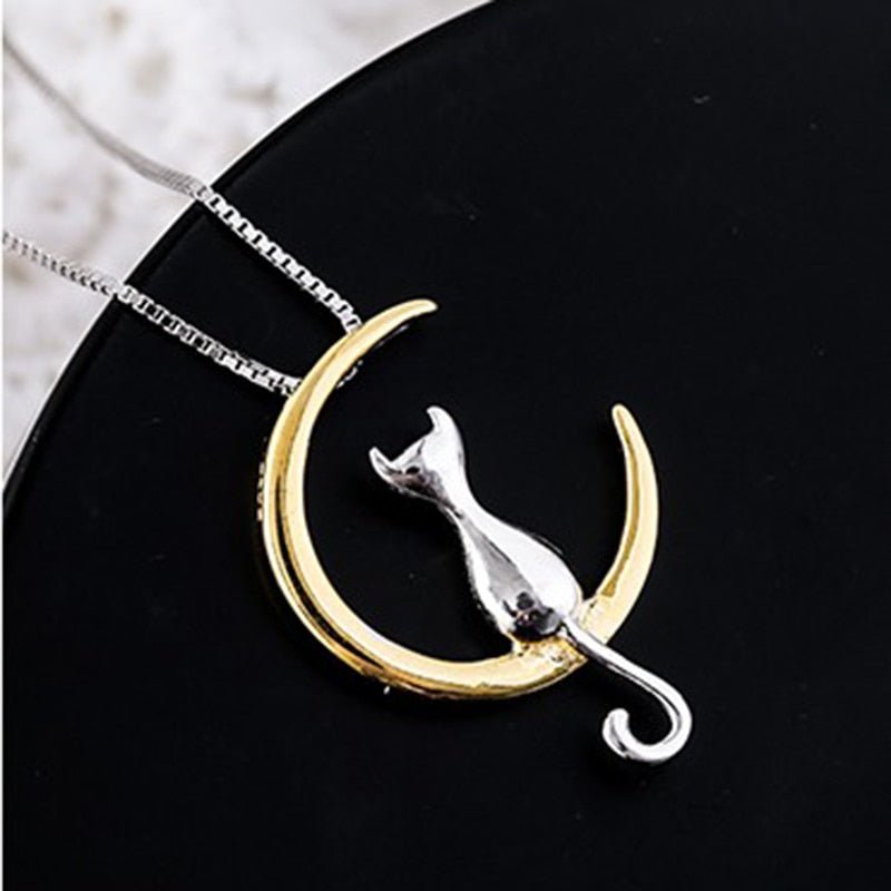 Collar élégant Gato y croissant de lune