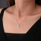 Set de joyería Étreinte - Collar y Aretes 4