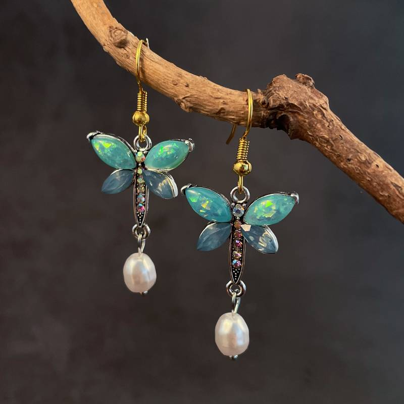 Aretes Mariposa vintage en opale Verdee y Perlas