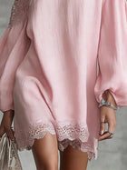 Olivia Vestido Mini de Encaje con Hombros Descubiertos y Mangas Abullonadas 4