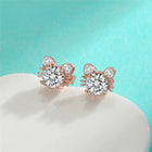 Aretes de gato con moissanita en oro rosa y plata de ley 925 2