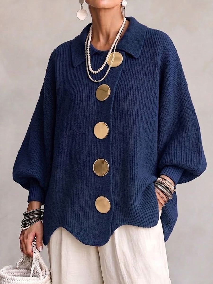 Victoria | Cárdigan oversize con botones dorados grandes